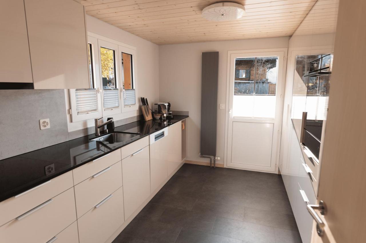 Chalet Egglen "Typical Swiss House, Best Views, Private Jacuzzi" Sigriswil Eksteriør billede
