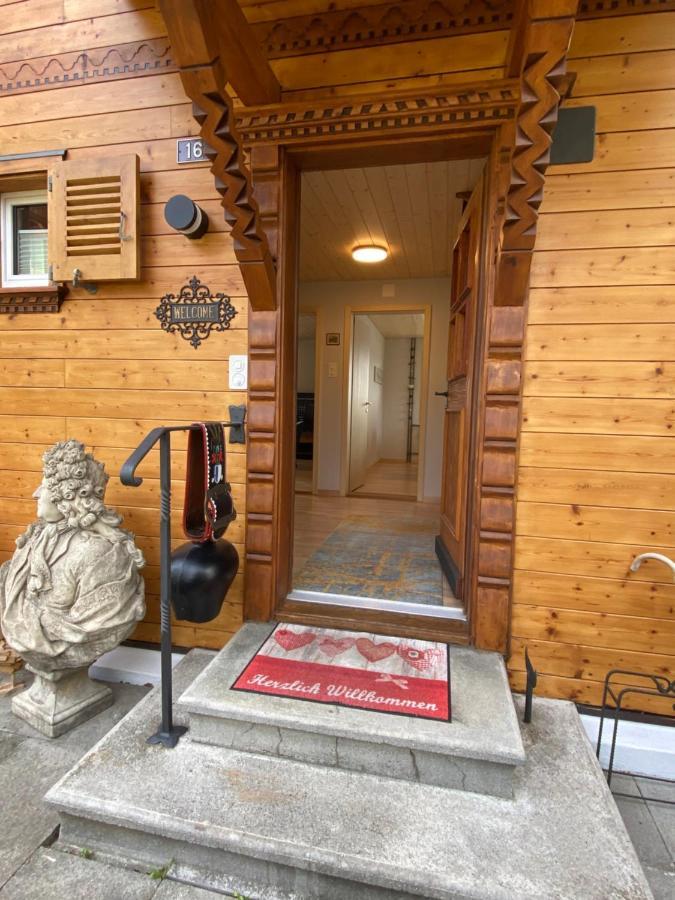 Chalet Egglen "Typical Swiss House, Best Views, Private Jacuzzi" Sigriswil Eksteriør billede