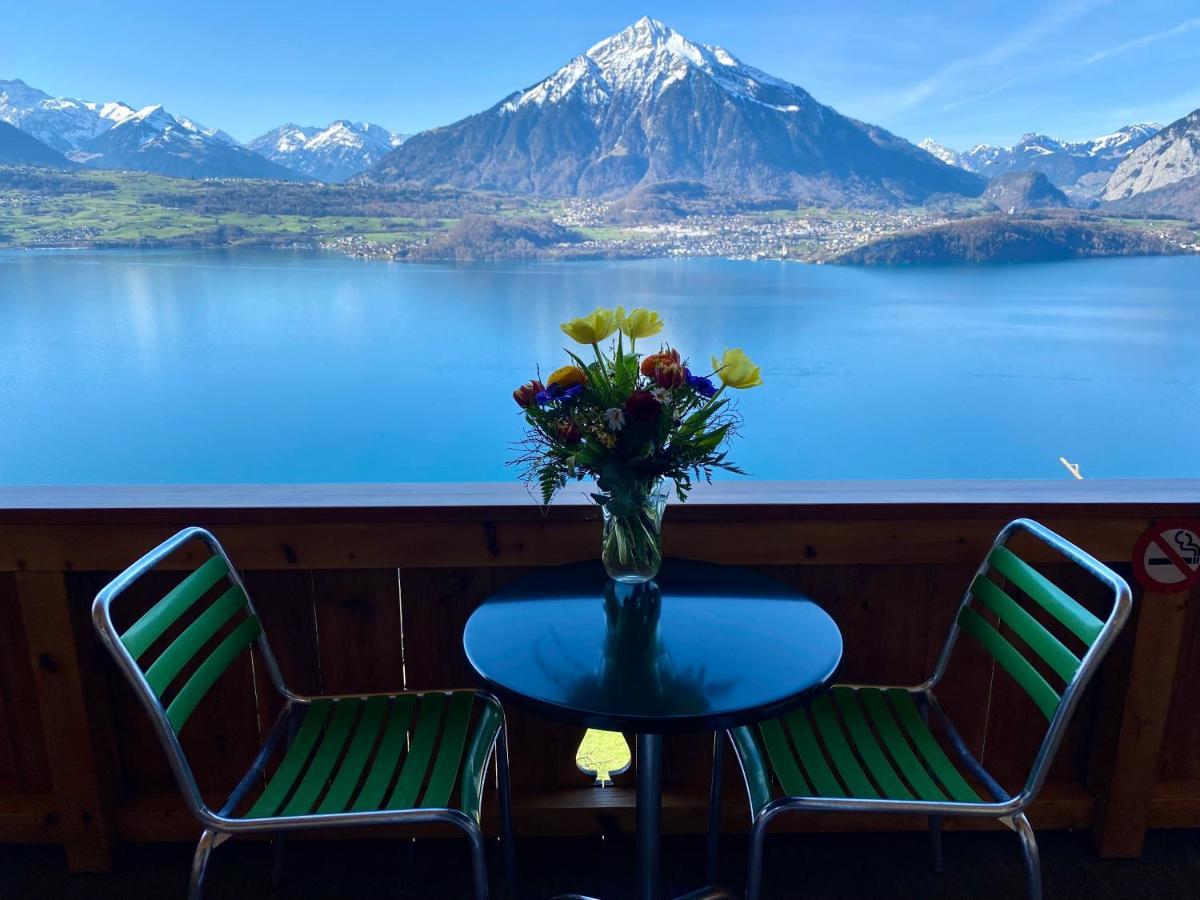 Chalet Egglen "Typical Swiss House, Best Views, Private Jacuzzi" Sigriswil Eksteriør billede